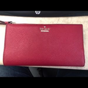 Kate Spade Cameron Street Eliza wristlet